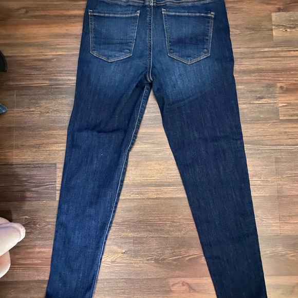 American Eagle Jean Bundle!! Size 4 Short - Picture 3 of 4